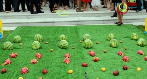 一小时网红吃瓜,热点事件背后的真相与笑料